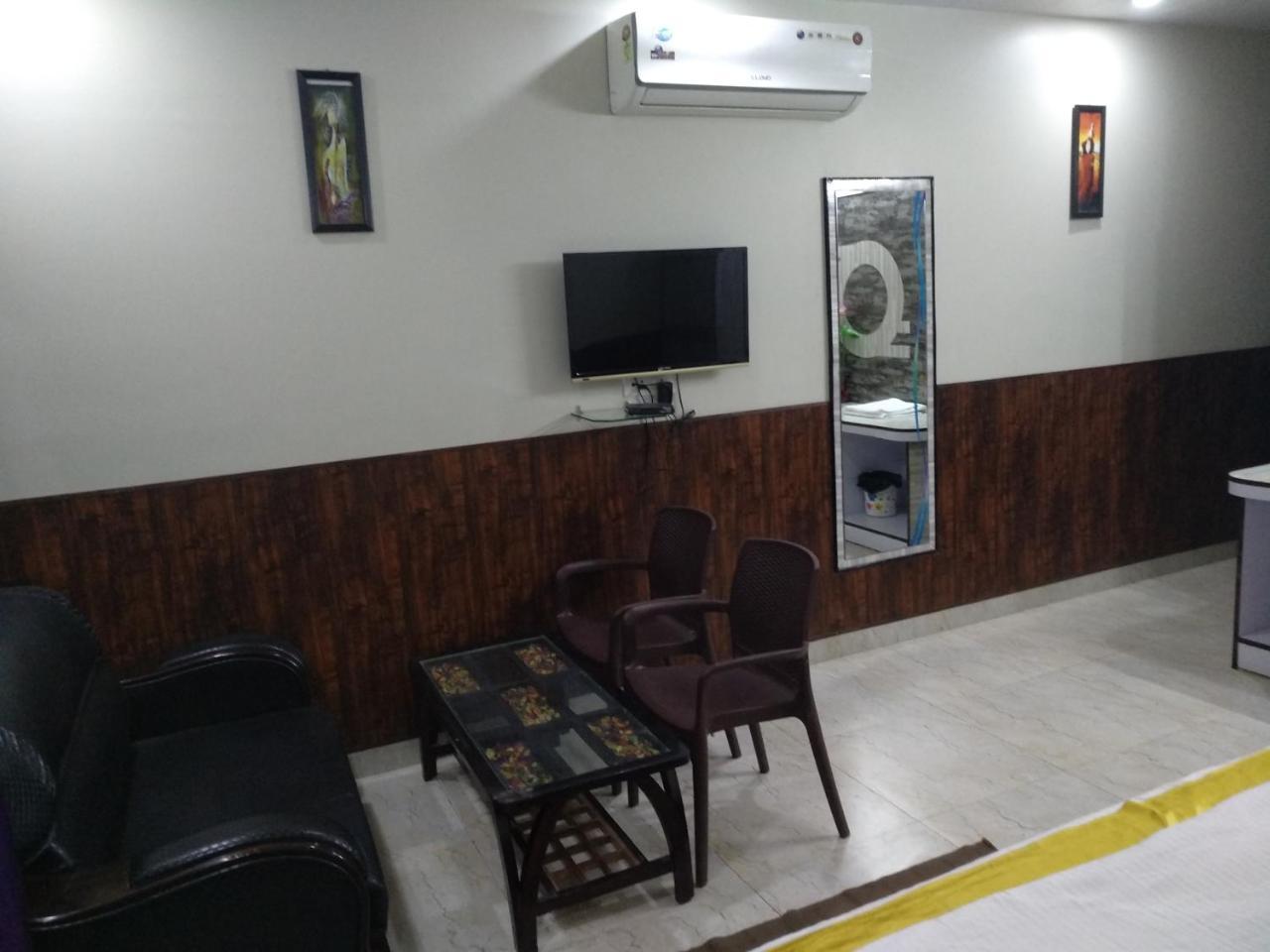 Hotel Rb Palace Dhaulpur Экстерьер фото