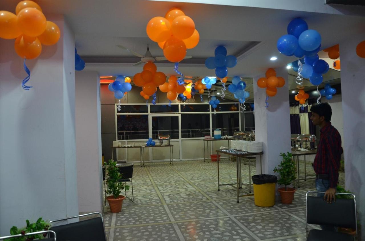 Hotel Rb Palace Dhaulpur Экстерьер фото