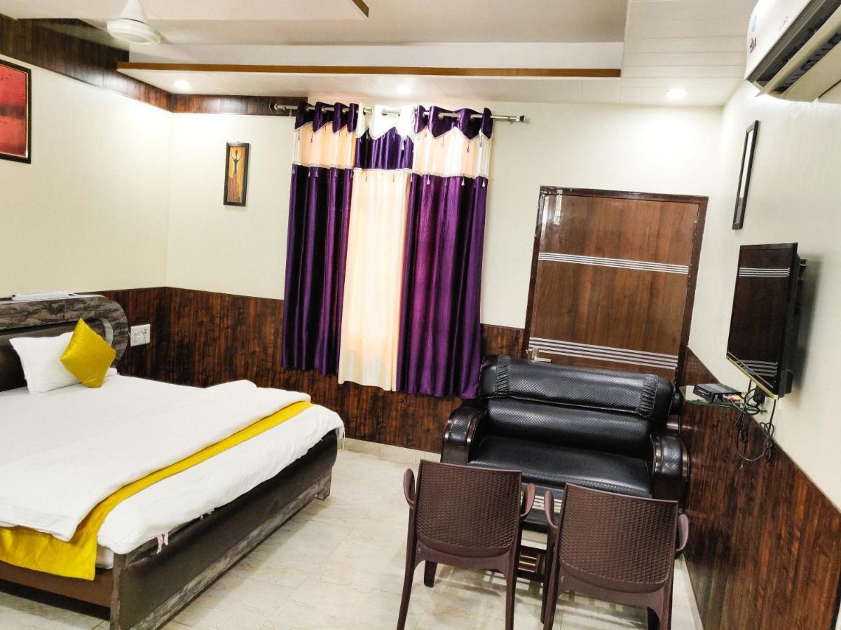 Hotel Rb Palace Dhaulpur Экстерьер фото