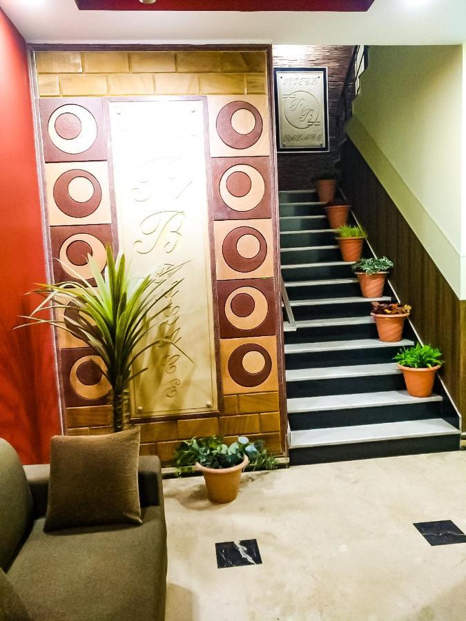 Hotel Rb Palace Dhaulpur Экстерьер фото