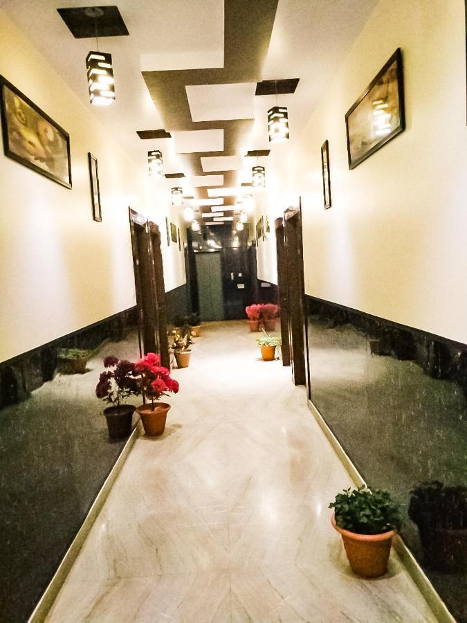 Hotel Rb Palace Dhaulpur Экстерьер фото